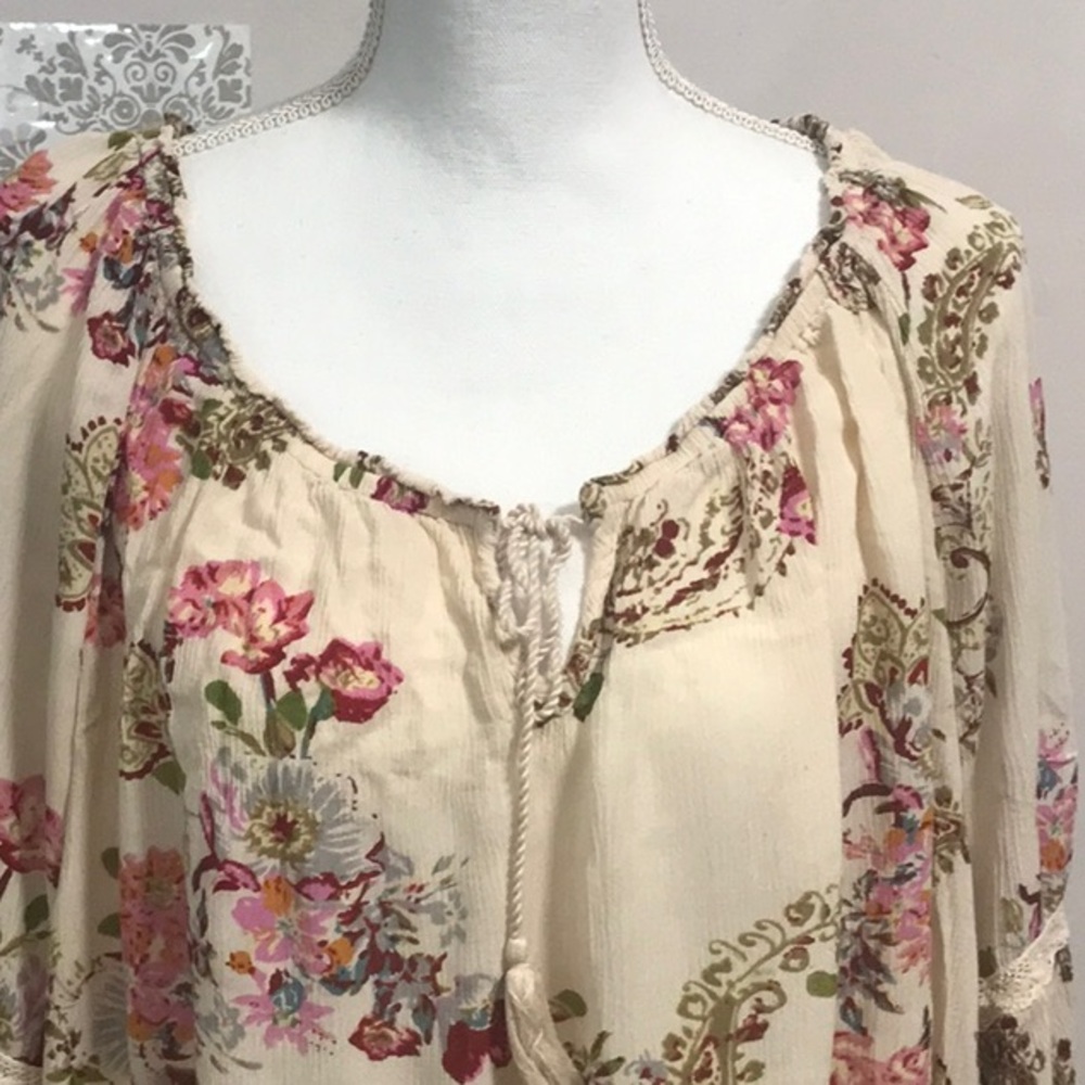 Bila Cream and Pink Peasant Blouse with Ruffled Neckline - Picture 2 of 5